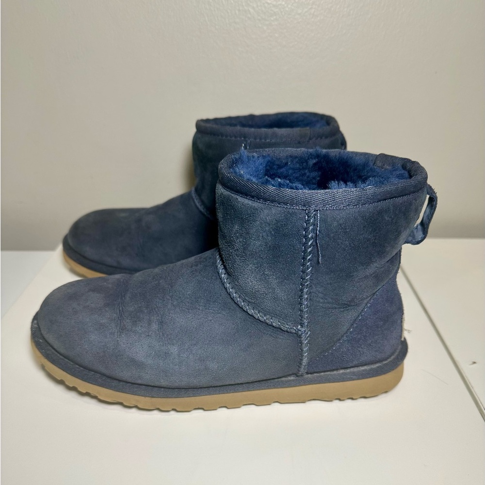 Ugg Classic Mini Boot Womens Style 5854 Navy Blue Size 6